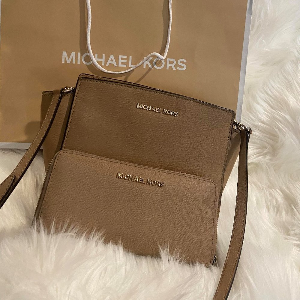 Crossbody with matching wallet